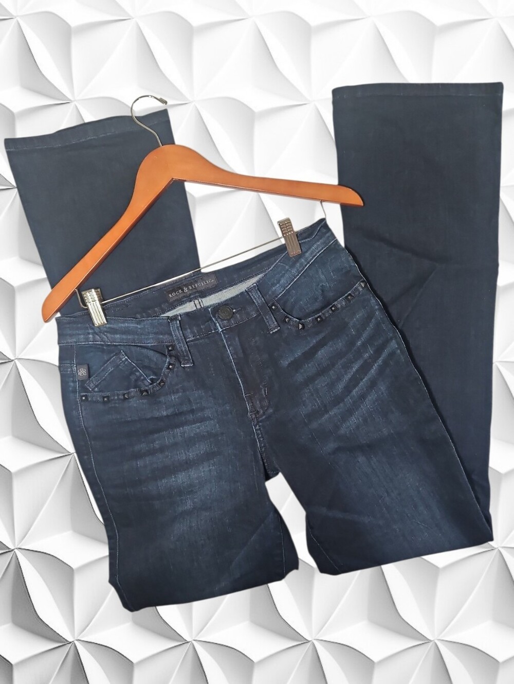 ​Rock & Republic Dark Wash Bootcut Jeans Studded Flap Pocket Wing Logo Sz 10M